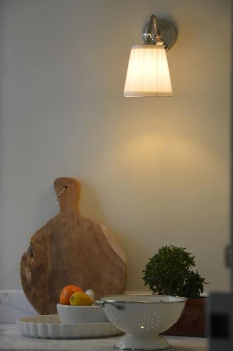La Loge Familiale: 110M2, Place Rose Goudard, Ac L'Isle-sur-la-Sorgue Bagian luar foto