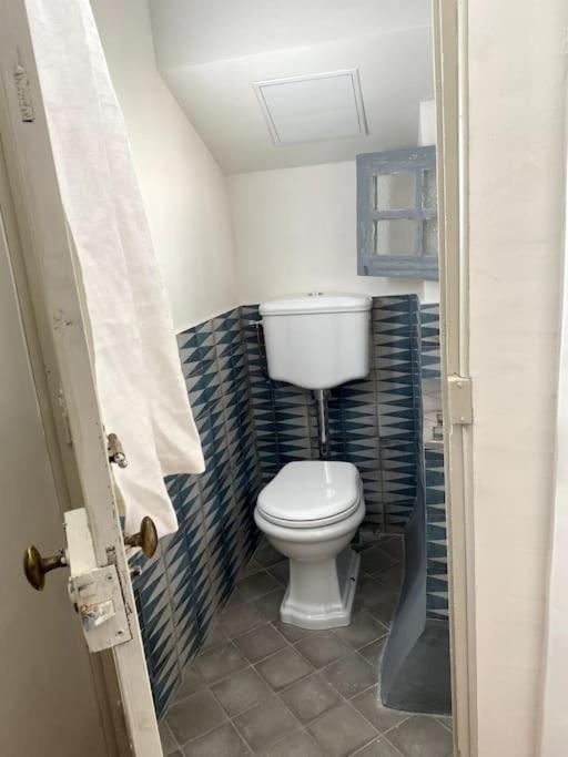 La Loge Familiale: 110M2, Place Rose Goudard, Ac L'Isle-sur-la-Sorgue Bagian luar foto